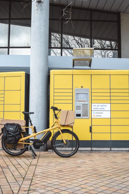 Micro Freight Needs Dedicated Hubs for Better Working Conditions