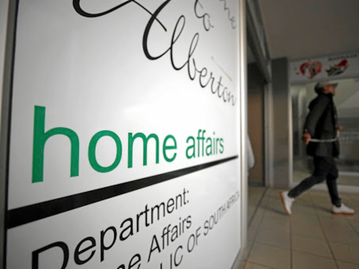 Home Affairs to Hire Over 300 New Immigration Officers