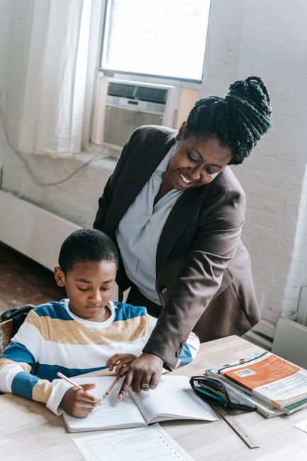 Bring Back the Youth Jobs Program That Helps Schools